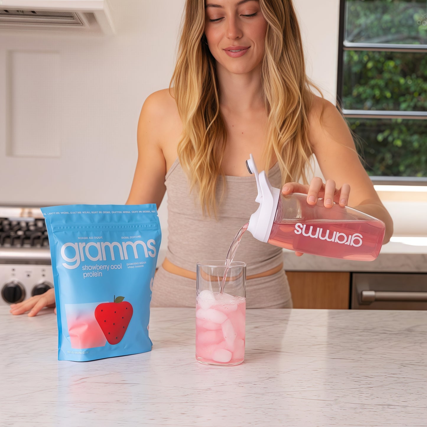 Gramms Clear Protein Powder Strawberry Acai 20g Protein for Women 18 Servings